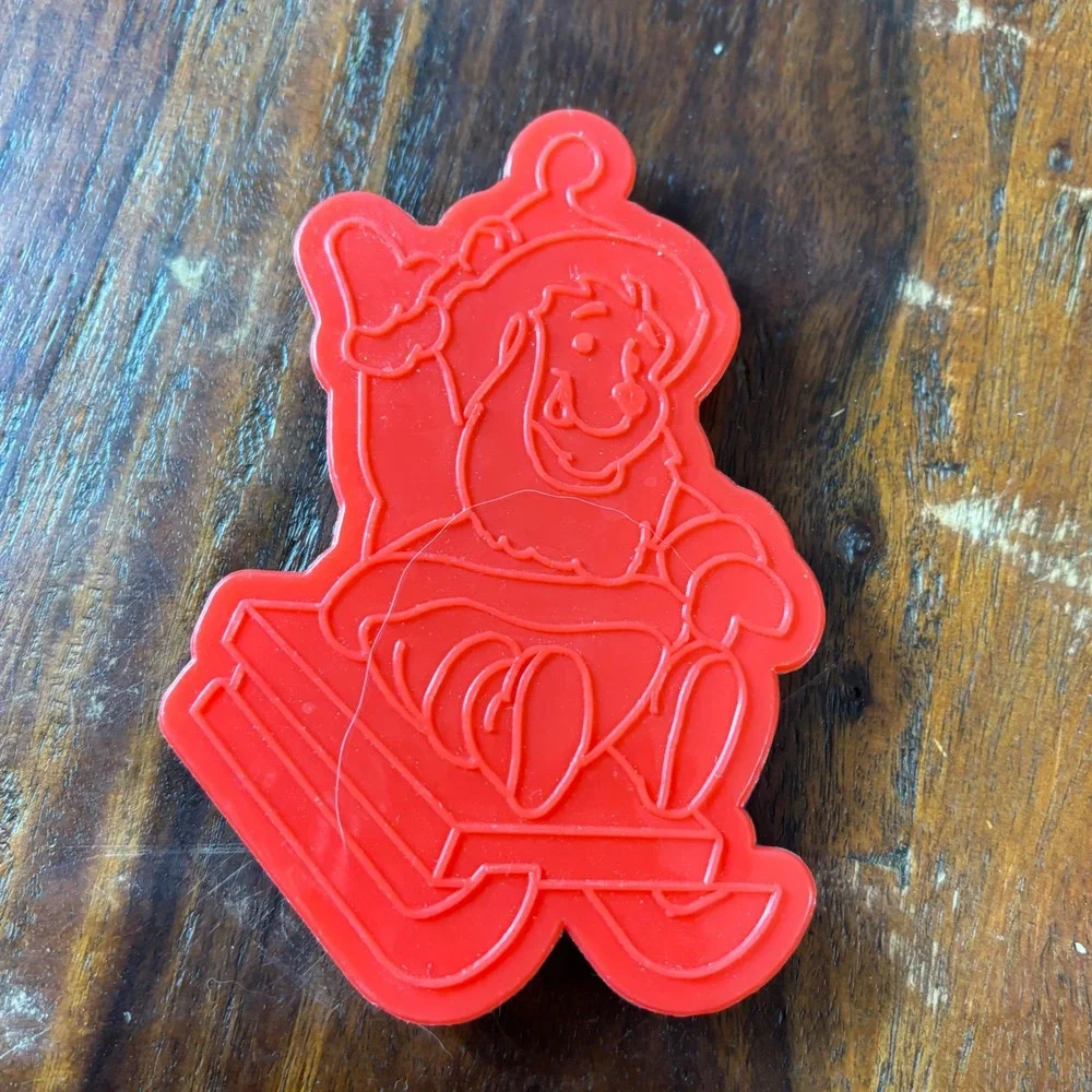 Vintage Disney Winnie the Pooh Christmas Cookie Cutters Tigger Piglet Red 2pc